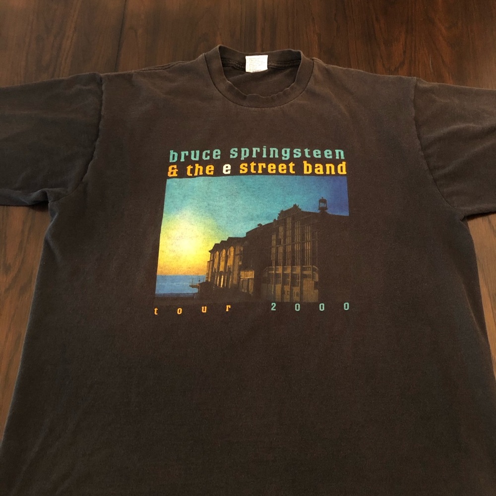 BRUCE SPRINGSTEEN & E STREET BAND 2000 TOUR SHIRT